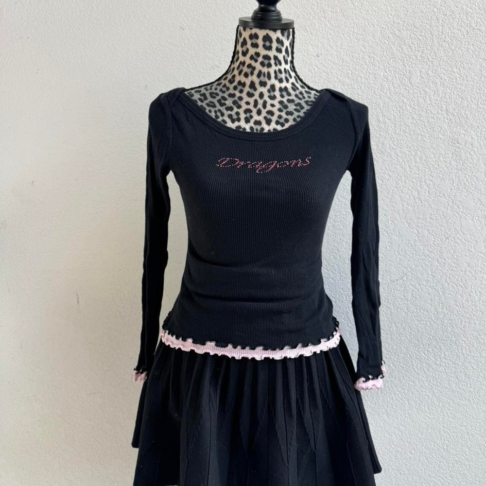 Kavio! Black and pink dragons long sleeve tee